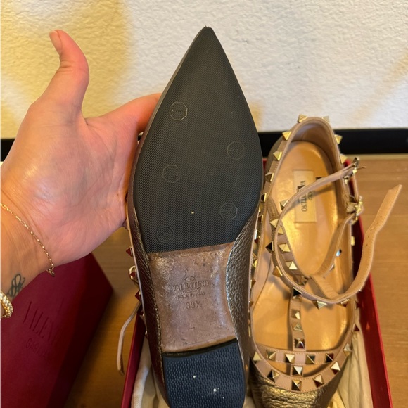 CONSIGNEDValentino Rockstud flats - Picture 2 of 3